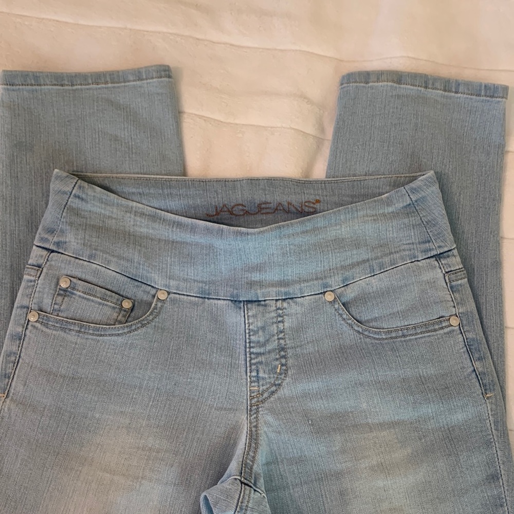 Jag pull-on jeans